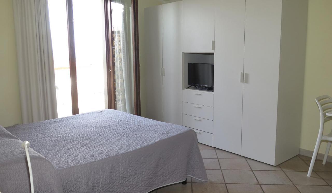 Residenza Turistico Alberghiera Corallo Castiglione della Pescaia Exterior foto