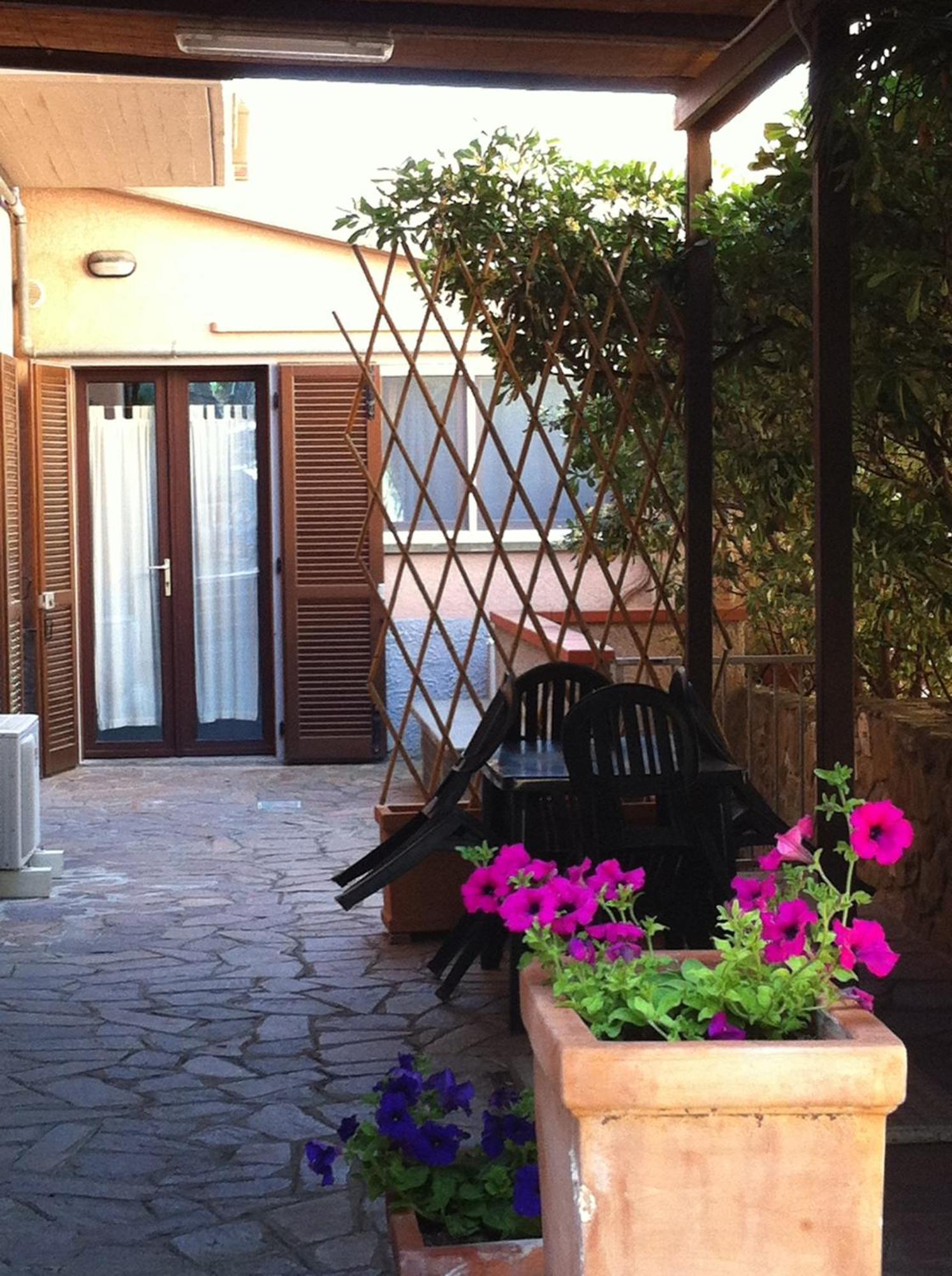Residenza Turistico Alberghiera Corallo Castiglione della Pescaia Exterior foto